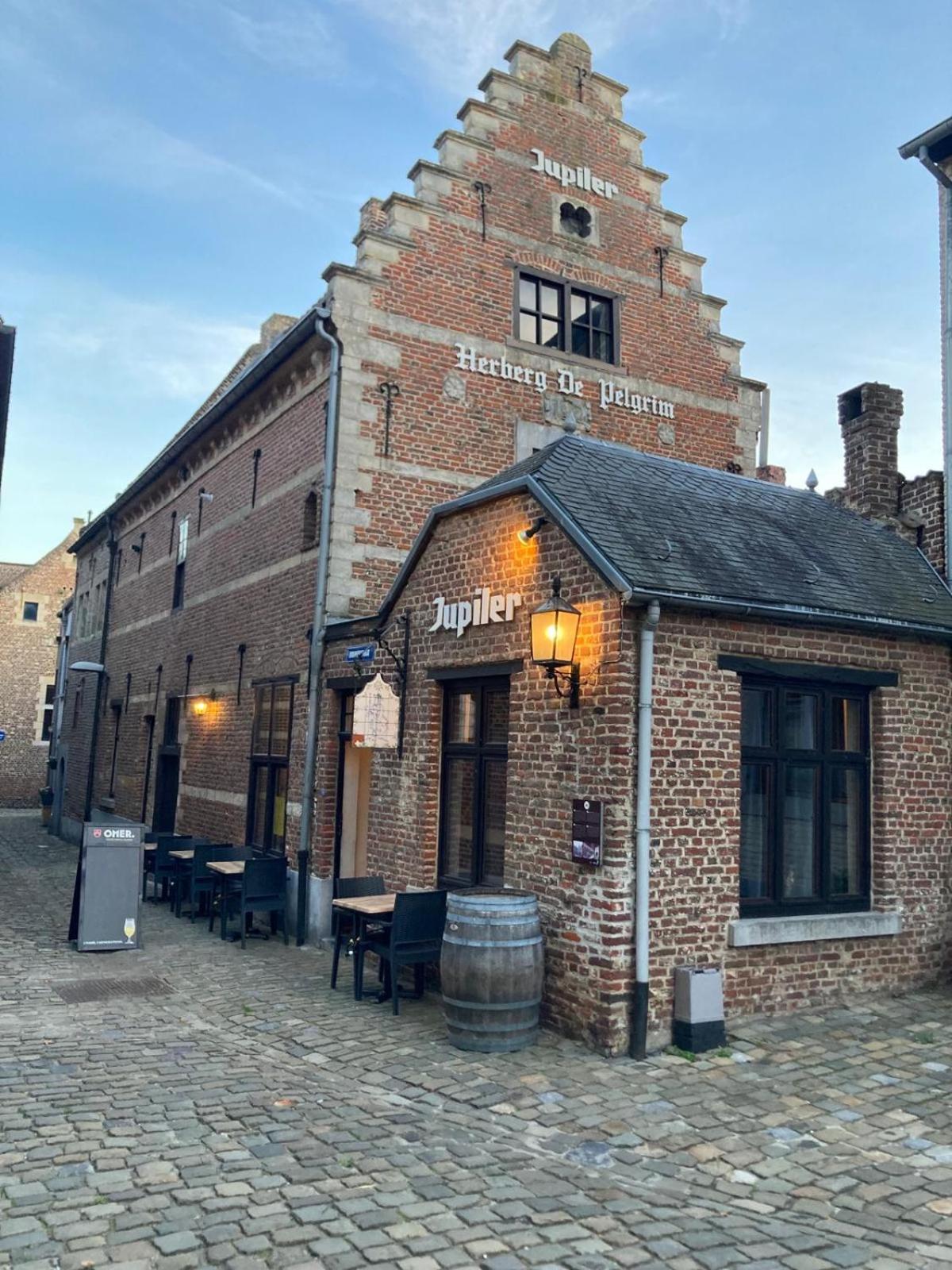 Hotel De Pelgrim Tongeren Exterior foto
